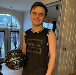 Meet your Posher, Thomas